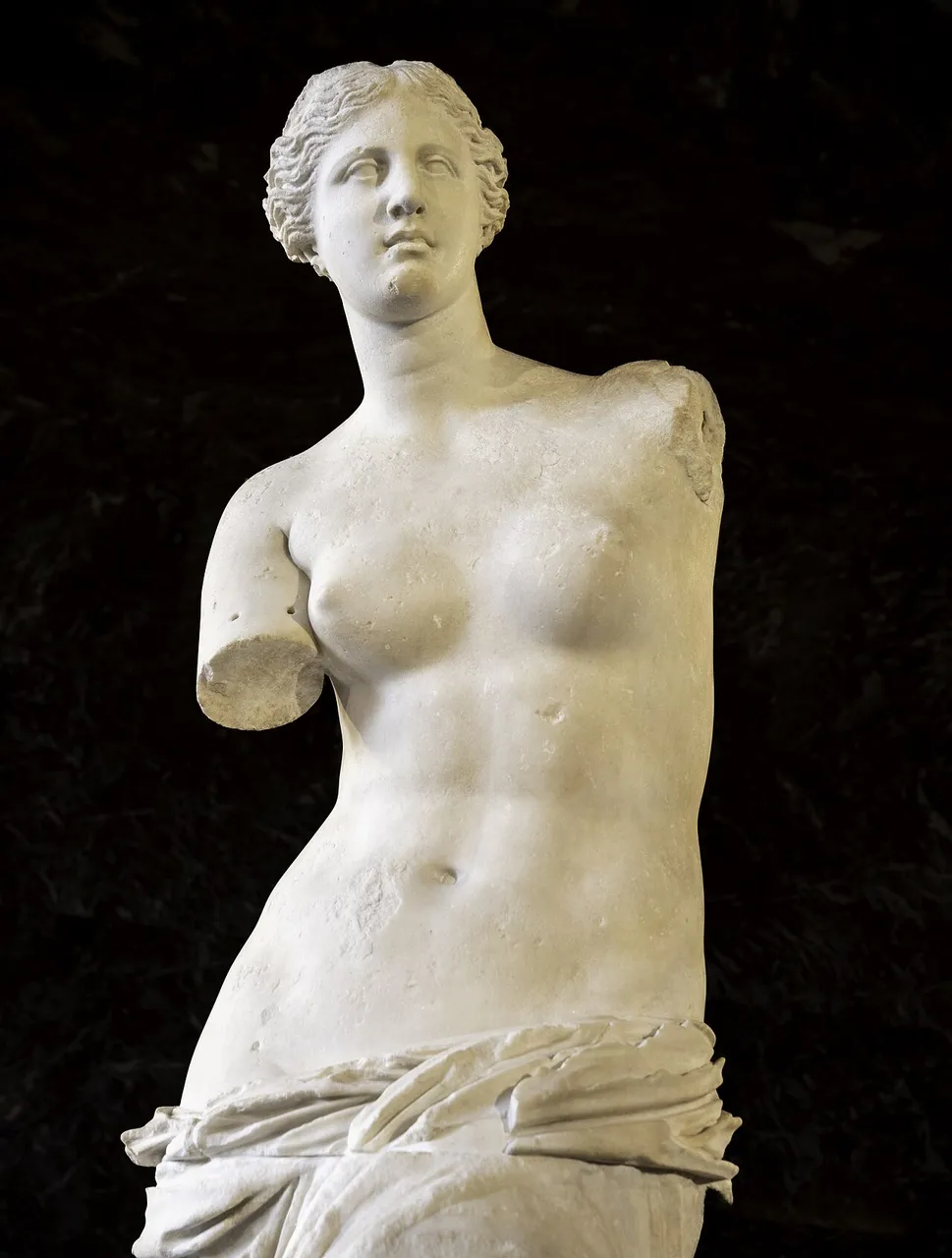 The Venus de Milo statue
